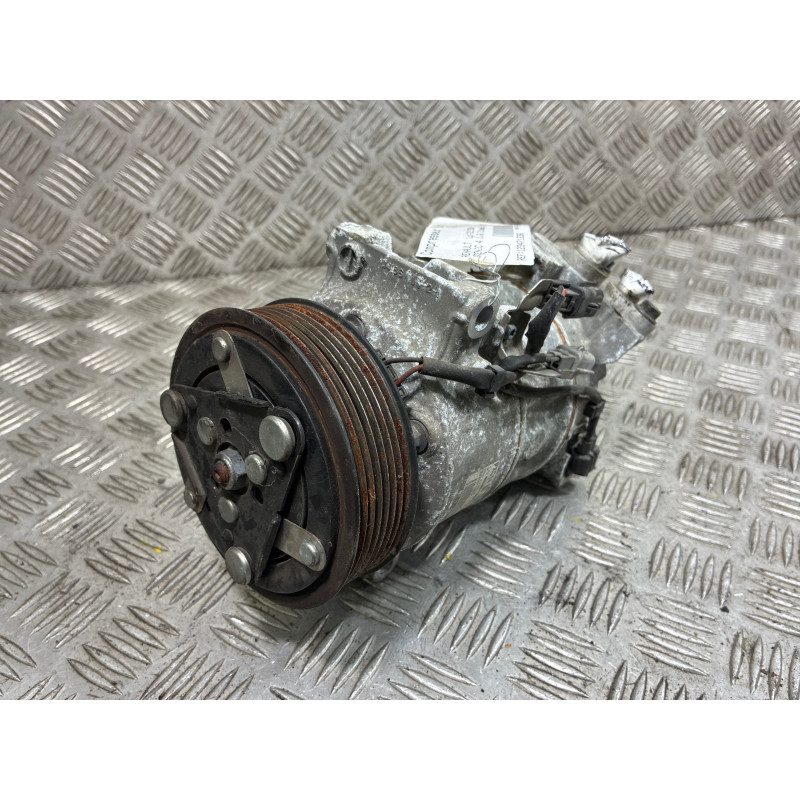 Compresseur clim RENAULT SCENIC 4 Photo n°1