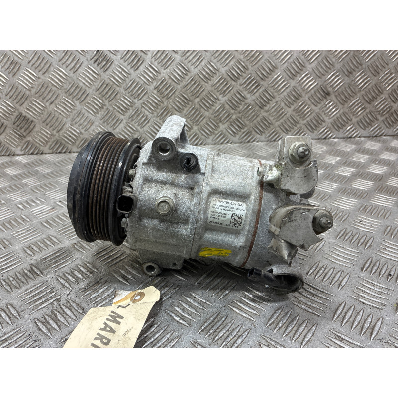 Compresseur clim FORD FIESTA 7 Photo n°1