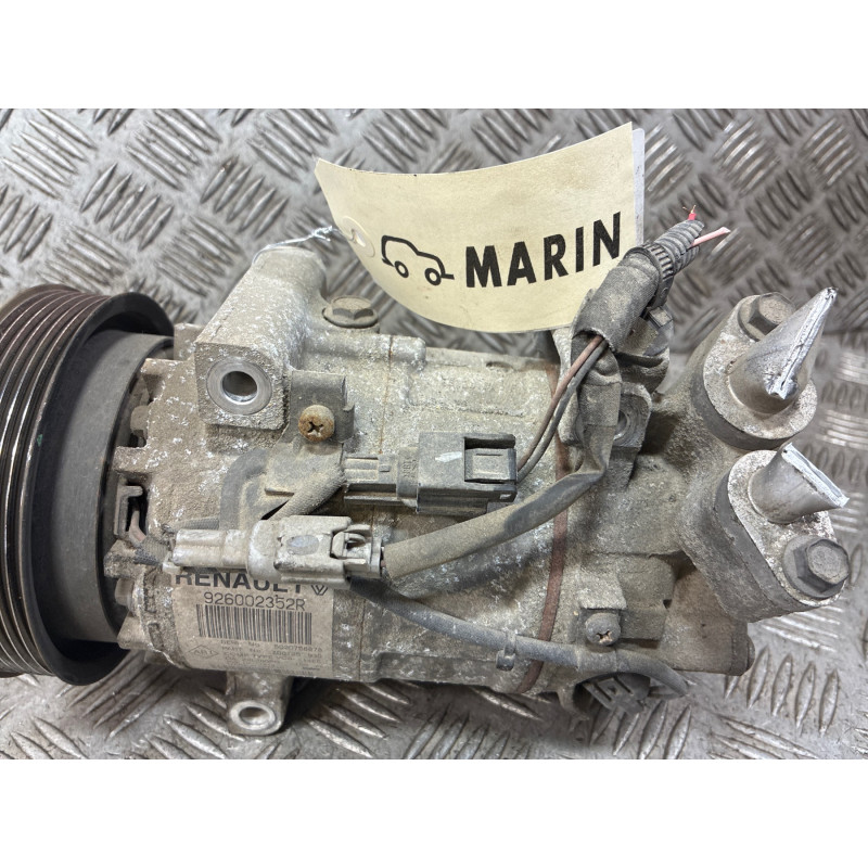 Compresseur clim RENAULT CLIO 4 Photo n°1