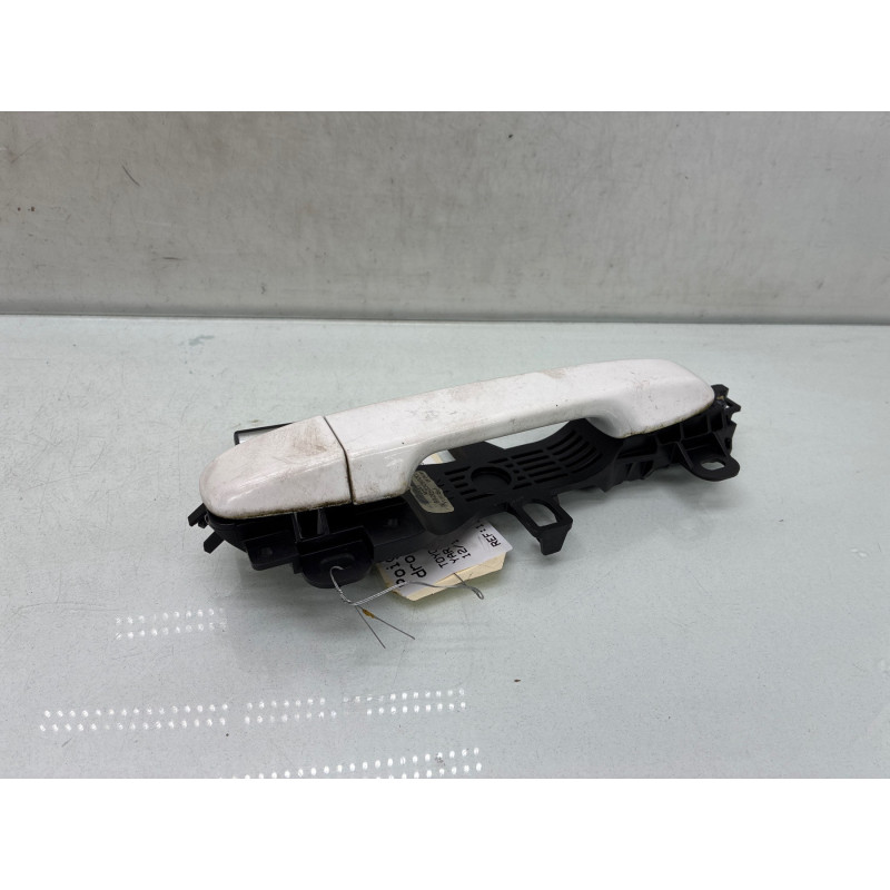 Poignee porte avant droit TOYOTA YARIS 3 Photo n°1