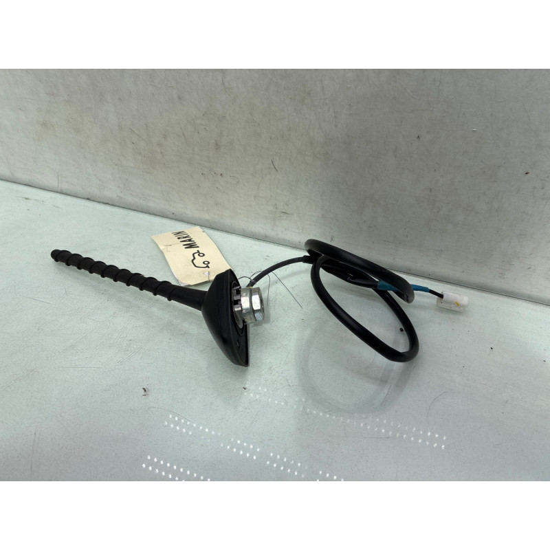Antenne TOYOTA YARIS 3 Photo n°3