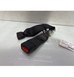 Attache ceinture arriere droit TOYOTA YARIS 3