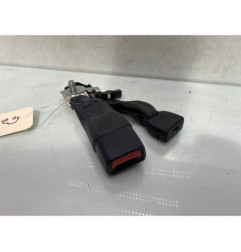 Attache ceinture arriere droit TOYOTA YARIS 3