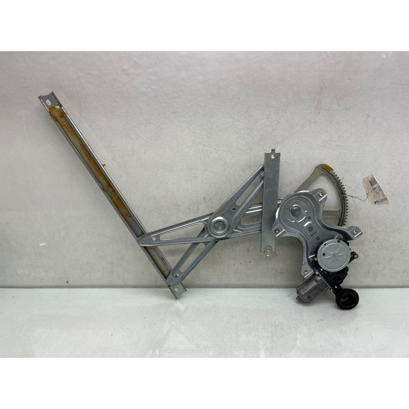 Leve vitre electrique avant droit TOYOTA YARIS 3 Photo n°4