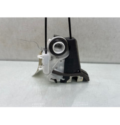 Serrure arriere droit TOYOTA YARIS 3 Photo n°1