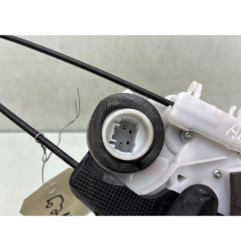 Serrure arriere gauche TOYOTA YARIS 3