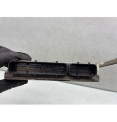 Calculateur moteur TOYOTA YARIS 3