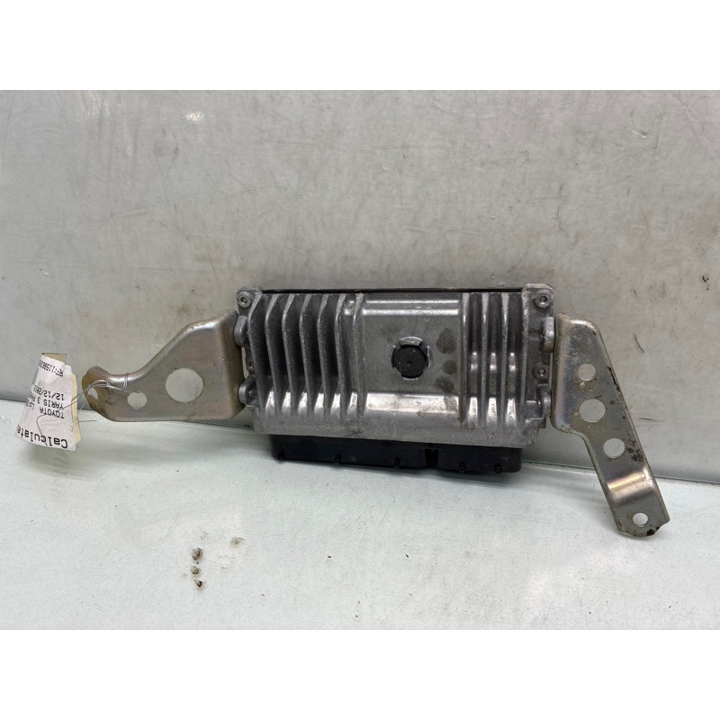 Calculateur moteur TOYOTA YARIS 3 Photo n°3
