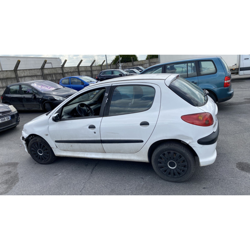 Pompe de direction PEUGEOT 206 Photo n°9