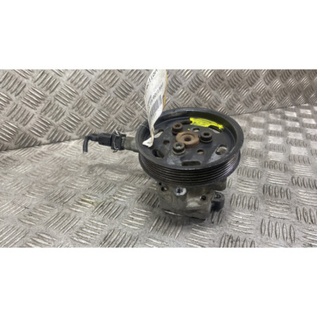 Pompe de direction VOLKSWAGEN GOLF 4 Photo n°1