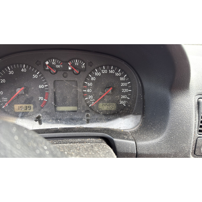 Pompe de direction VOLKSWAGEN GOLF 4 Photo n°18