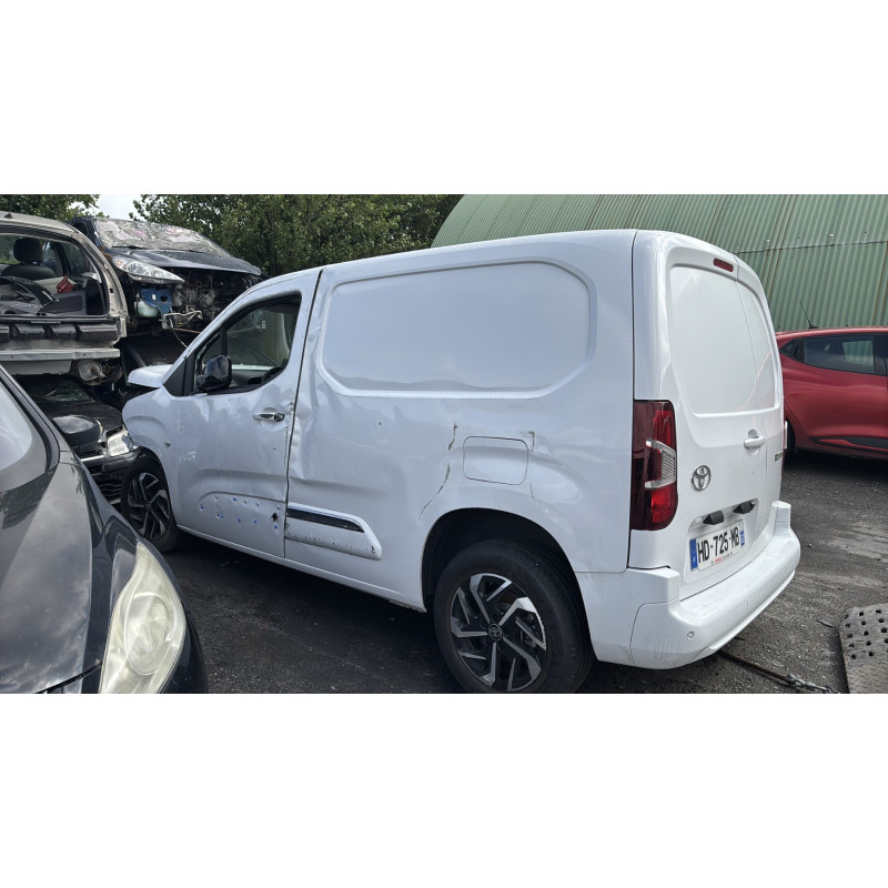 Retroviseur droit TOYOTA PROACE 3 CITY Photo n°11