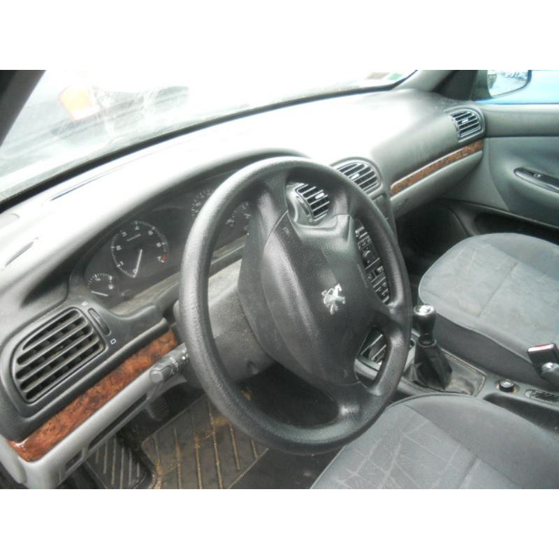 Pompe de direction PEUGEOT 406 Photo n°8