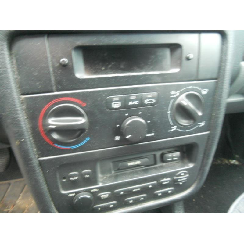 Pompe de direction PEUGEOT 406 Photo n°9