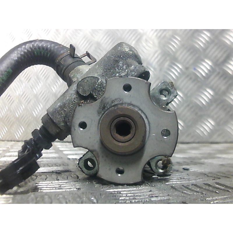 Pompe de direction OPEL CORSA B Photo n°2