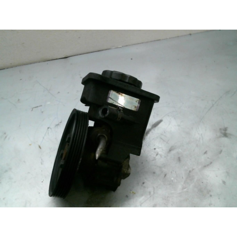 Pompe de direction BMW SERIE 5 E39 Photo n°3
