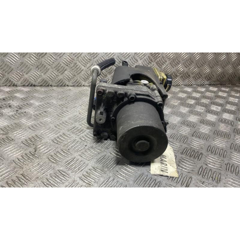 Pompe de direction RENAULT LAGUNA 3 Photo n°2