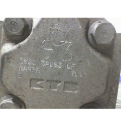 Pompe de direction FORD FIESTA 5