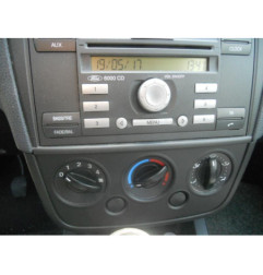 Pompe de direction FORD FIESTA 5