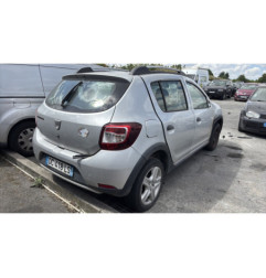 Vitre avant gauche DACIA SANDERO 2