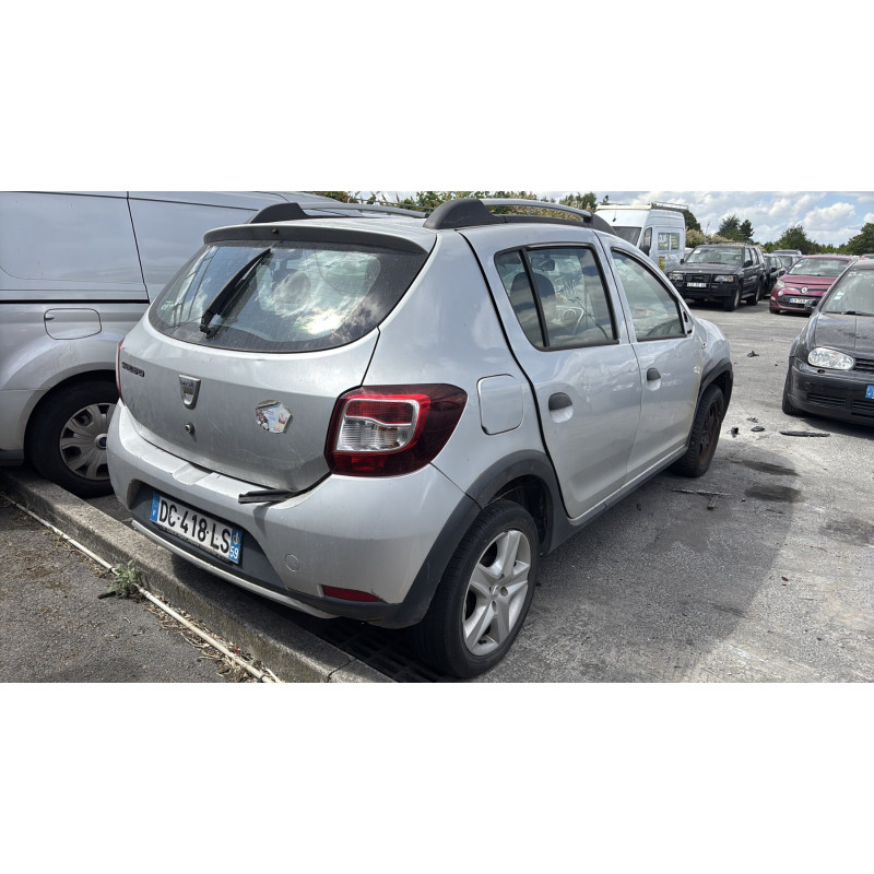Vitre avant gauche DACIA SANDERO 2 Photo n°8