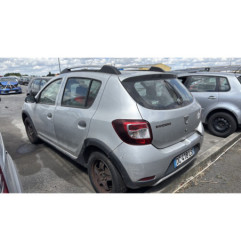 Vitre avant gauche DACIA SANDERO 2