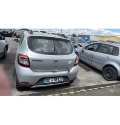 Vitre avant gauche DACIA SANDERO 2