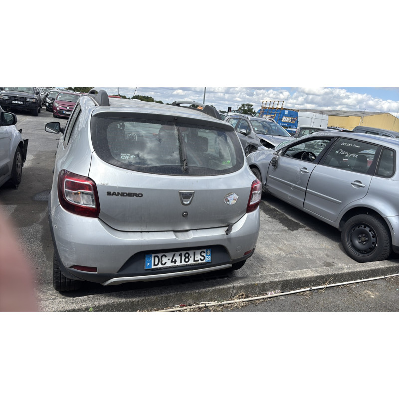 Vitre avant gauche DACIA SANDERO 2 Photo n°10