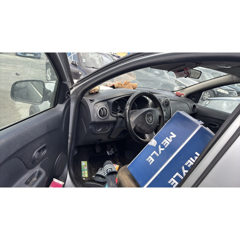 Vitre avant gauche DACIA SANDERO 2 Photo n°14