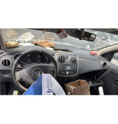 Vitre avant gauche DACIA SANDERO 2