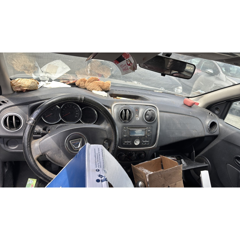 Vitre avant gauche DACIA SANDERO 2 Photo n°17