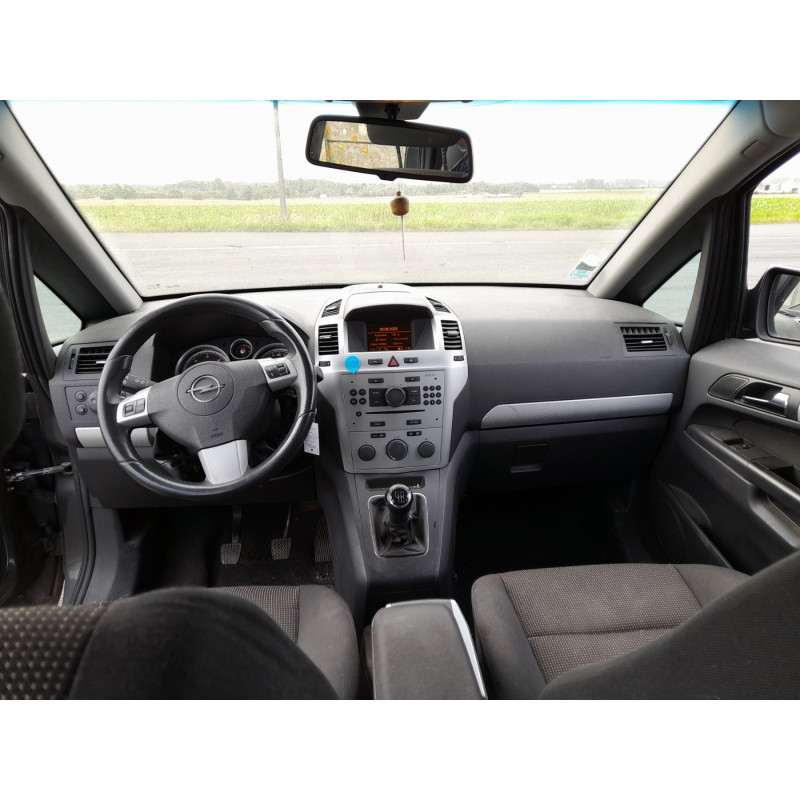 Pompe de direction OPEL ZAFIRA B Photo n°18