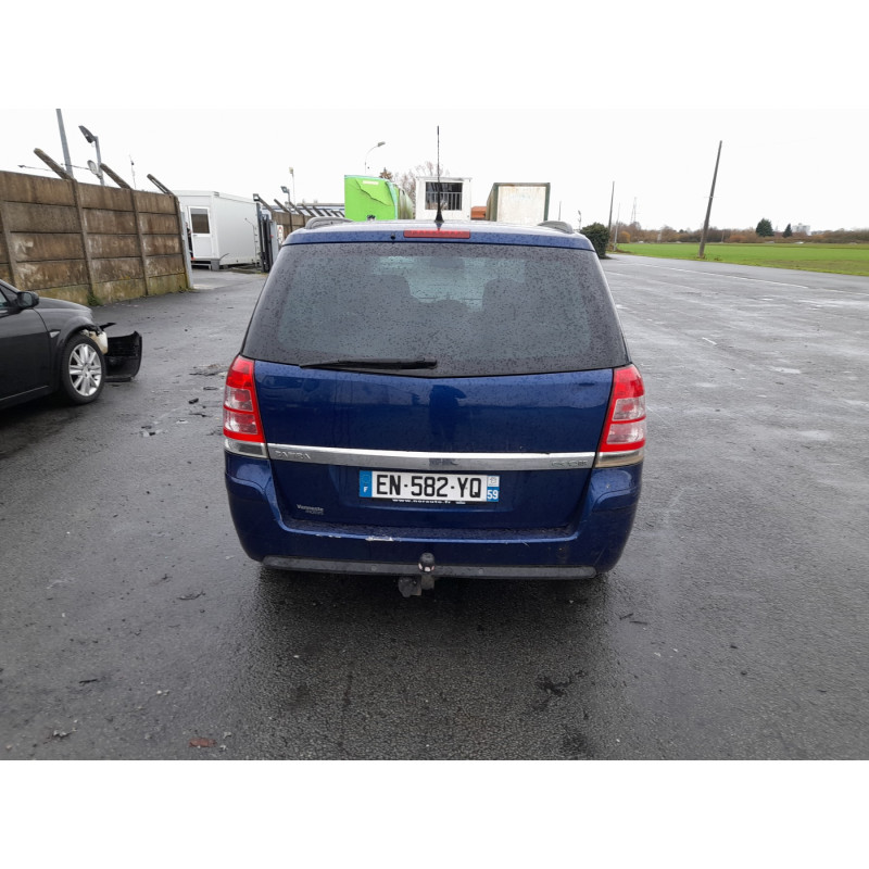 Pompe de direction OPEL ZAFIRA B Photo n°9