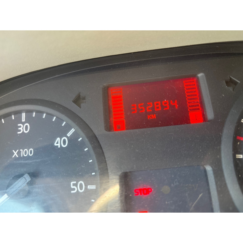 RENAULT MASCOTT 110 3.0 DCI - 16V TURBO Photo n°8
