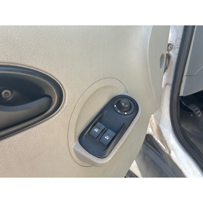 RENAULT MASCOTT 110 3.0 DCI - 16V TURBO Photo n°20
