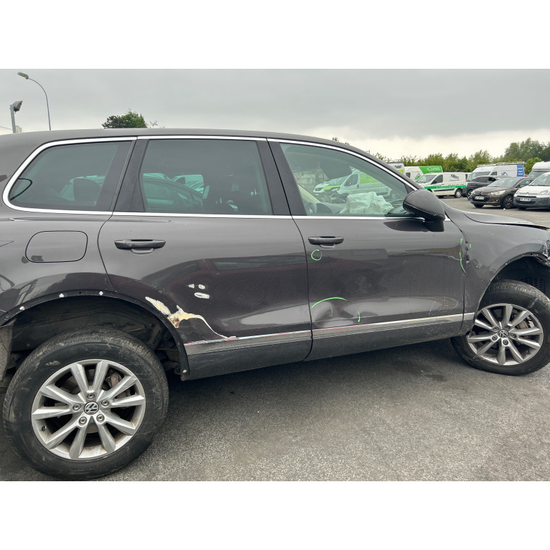 VOLKSWAGEN TOUAREG 2 PHASE 1 3.0 TDI - 24V V6 TURBO 4 MOTION 4X4 Photo n°8