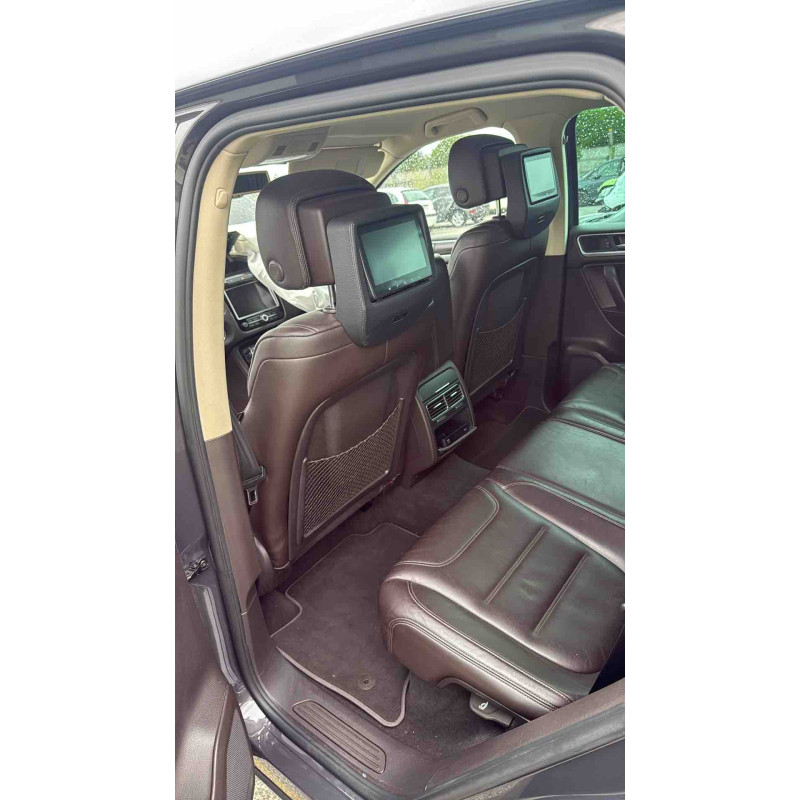 VOLKSWAGEN TOUAREG 2 PHASE 1 3.0 TDI - 24V V6 TURBO 4 MOTION 4X4 Photo n°15