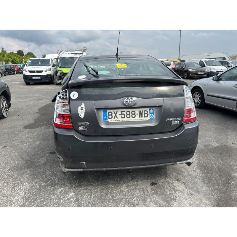 TOYOTA PRIUS 2 1.5i - 16V HYBRID Photo n°8