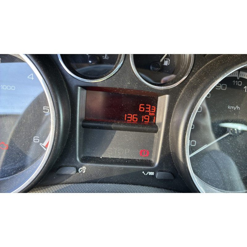PEUGEOT 308 1 PHASE 1 1.6 HDI - 16V TURBO Photo n°2