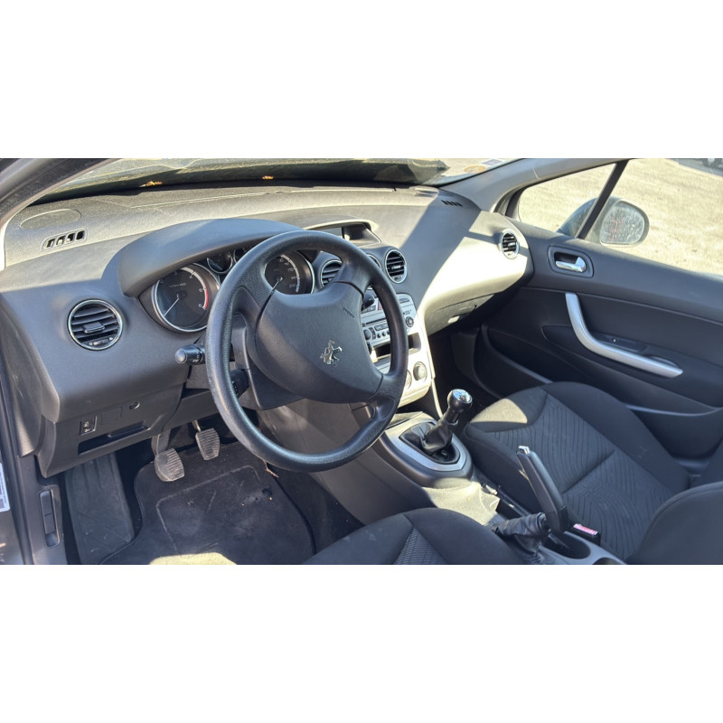 PEUGEOT 308 1 PHASE 1 1.6 HDI - 16V TURBO Photo n°13