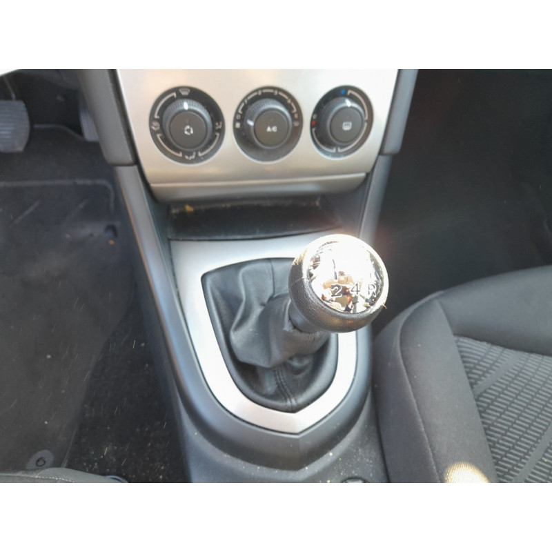 PEUGEOT 308 1 PHASE 1 1.6 HDI - 16V TURBO Photo n°24