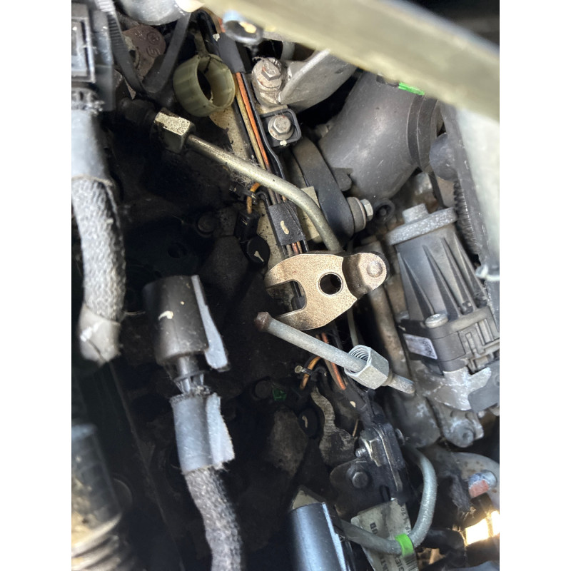 PEUGEOT 5008 1 PHASE 1 1.6 HDI - 8V TURBO Photo n°15