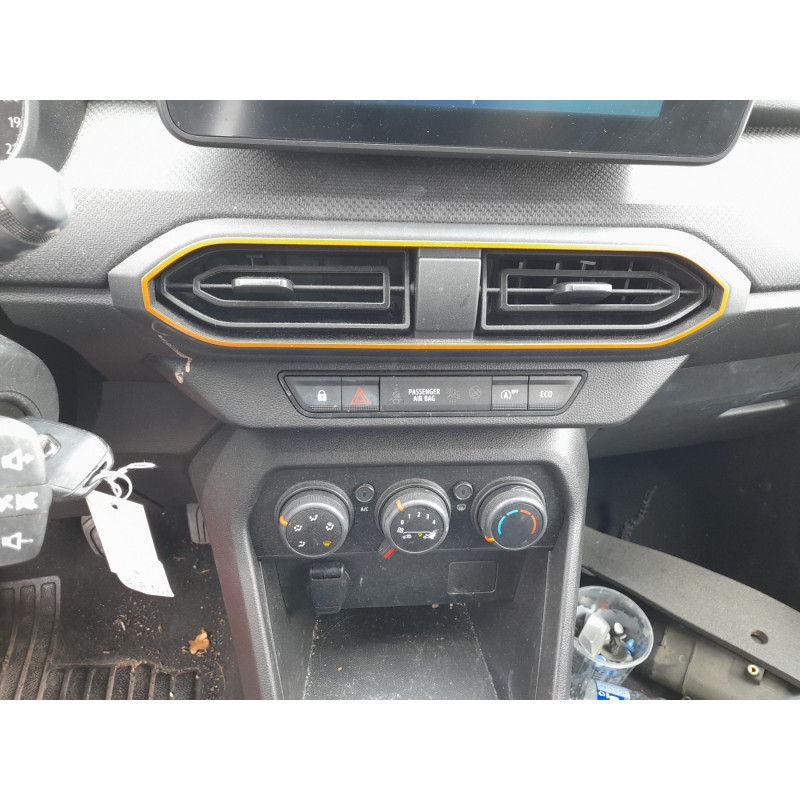 DACIA SANDERO 3 STEPWAY 1.0i - 12V TURBO TCE 90 Photo n°9