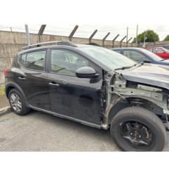 DACIA SANDERO 3 STEPWAY 1.0i - 12V TURBO TCE 90