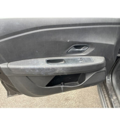 DACIA SANDERO 3 STEPWAY 1.0i - 12V TURBO TCE 90