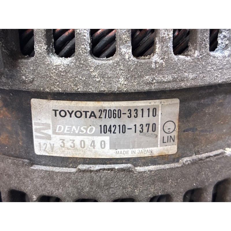 Alternateur TOYOTA VERSO-S Photo n°4