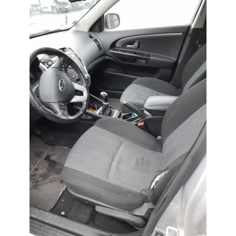 Serrure avant gauche KIA CEE-D 1 SPORT WAGON Photo n°10