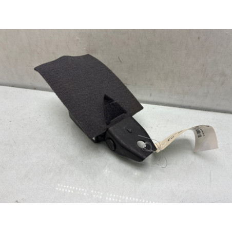 Attache ceinture arriere gauche AUDI TT 2