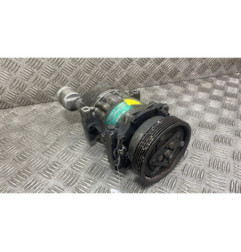 Compresseur clim RENAULT LAGUNA 1 Photo n°1