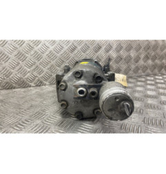 Compresseur clim RENAULT LAGUNA 1